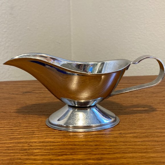 18/10  Stainless Steel  Gravy/Sauce  Pitcher-Set of 4  Banquet Barbeque Wedding - Picture 1 of 5